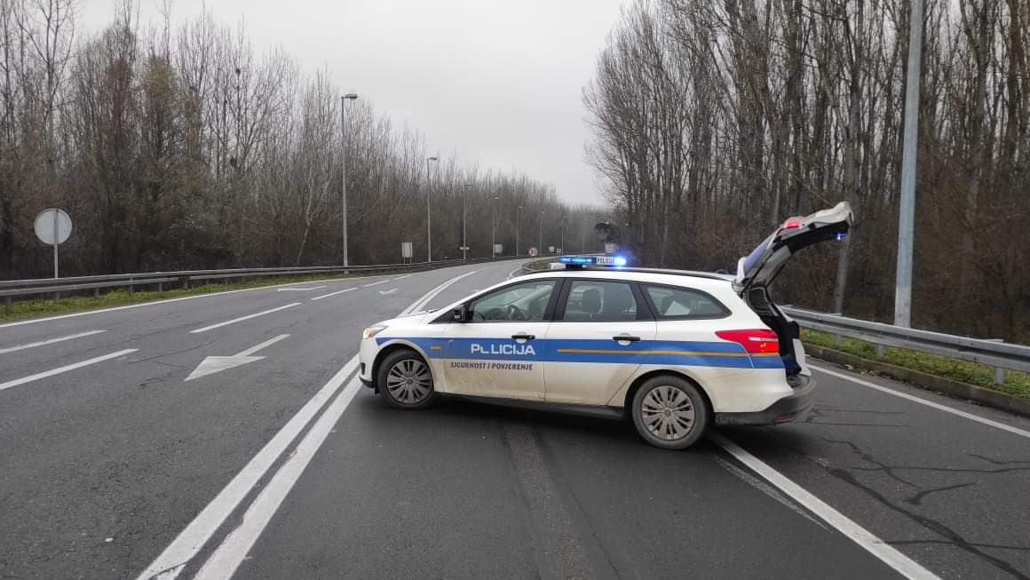 Prometna nesreća na obilaznici Darda-Osijek, promet blokiran