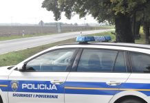 Pijan s 2,68 promila sletio u kanal i udario u stablo, slijedi mu kazna od 1.710 eura