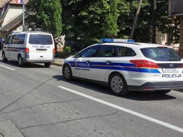 Teško ozlijeđen vozač u naletu na kolonu vozila, protiv 35-godišnje vozačice slijedi kaznena prijava