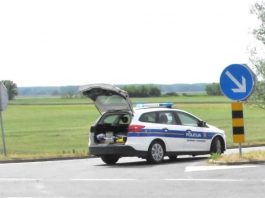 Teška prometna nesreća kod Požege: Vozač poginuo nakon slijetanja automobila s ceste