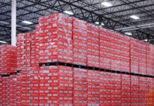 Budweiser zbog zabrane točenja alkohola na SP-u u Kataru poklanja tisuće limenki piva