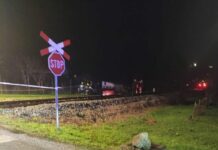 U Stubičkim Toplicama auto podletio pod vlak – jedna osoba smrtno stradala