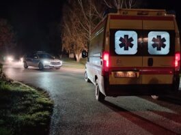Pijani 22-godišnjak s više od dva promila alkohola vrijeđao goste kafića, a potom ga je 28-godišnjak udario čašom u glavu