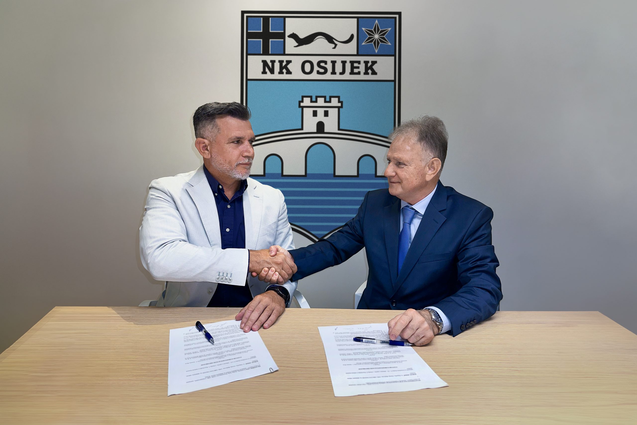Zoran Zekić i službeno preuzeo Osijek