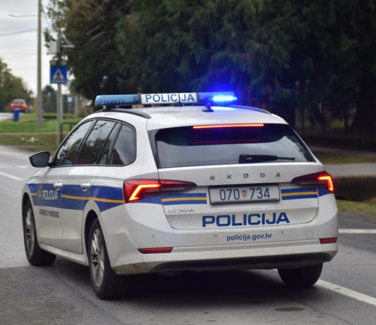 Policija traži svjedoke nesreće u Osijeku: Na pješačkom prijelazu romobilom naletio na pješakinju