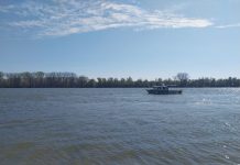 Policija iz Dunava spasila pet osoba, za drugima se traga