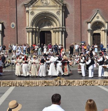Jedna od najvećih folklornih manifestacija u Hrvatskoj slavi 60 godina postojanja