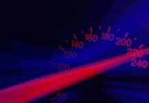 18-godišnjak jurio autocestom 213 km/h