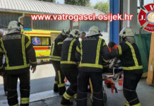 Oko dvije i pol tone stakla palo na radnika u Osijeku
