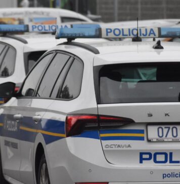Policajac izvan službe nakon svađe u prometu prijetio trojici muškaraca i pucao u zrak iz službenog pištolja