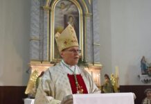 Božićna poruka đakovačko-osječkog nadbiskupa Đure Hranića