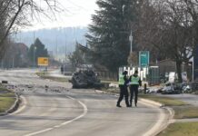 Jedna osoba smrtno stradala, dvije ozlijeđene u teškoj prometnoj nesreći