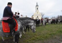 Tradicionalno pokladno jahanje još jednom oživjelo ulice Branjina Vrha