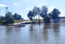 Nestao nakon skoka u rijeku Savu, ronioci i HGSS neumorno pretražuju teren