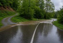 Zbog izlijevanja Orljave zatvorena važna državna cesta u Požeško-slavonskoj županiji