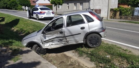 Policija o nesreći u Baranji: Jedan vozač skretao, drugi nepropisno pretjecao