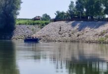Nakon 18 dana, tijelo 65-godišnjaka i auto izvukli iz Drave