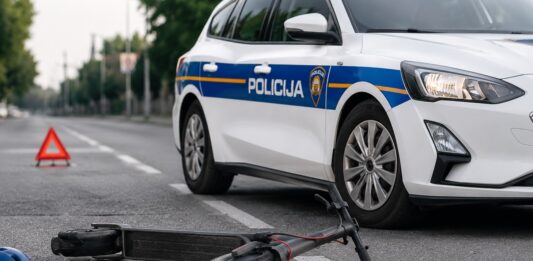 Maloljetnik teško ozlijeđen nakon pada s električnog romobila u Osijeku
