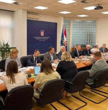 Ministarstvo i HPK razgovarali o tržištu pšenice uoči žetve