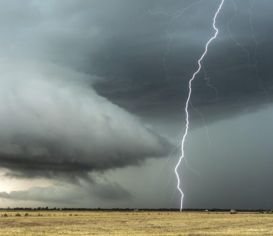 U srijedu narančasti meteoalarm za istok Hrvatske: prijete tuča, obilna kiša i olujni vjetar