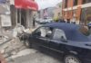 Automobil se u Osijeku silovito zabio u ulaz pekare, prednji kraj vozila potpuno uništen
