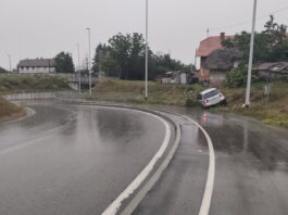 Pijan i bez vozačke završio na pješačko-biciklističkoj stazi, prijeti mu kazna od 3.030 eura