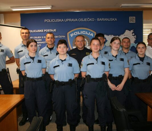 Deset novih policijskih službenika krenulo na prva radna mjesta u Osječko-baranjskoj županiji