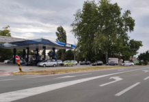Hrvatska u redovima za gorivo: Vozači pune spremnike prije poskupljenja