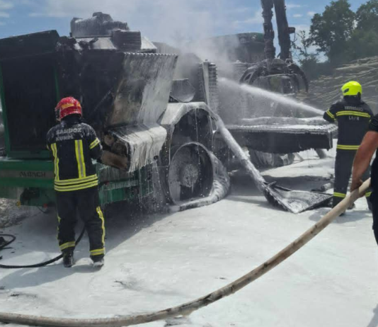 Požar u tvornici peleta kod Lipika: Zapalio se stroj i drvena masa