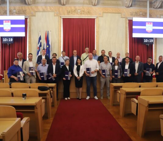 Osječko-baranjska županija dodijelila 514.000 eura za kapitalne projekte u 22 grada i općine