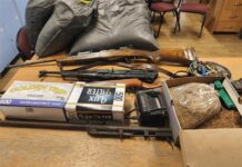 Policija pronašla 95 kilograma duhana bez markica, automatsku pušku i streljivo