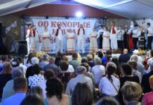 Viljevo ulaže u budućnost i čuva tradiciju: Završena dogradnja škole i održana manifestacija „Od konoplje i lana vreća tkana“