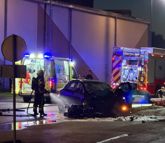 Mladi vozač preminuo nakon sudara u Požegi, motocikl se zapalio