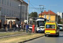 Prometna nesreća u Osijeku: nakon sudara s automobilom tramvaj iskočio iz tračnica