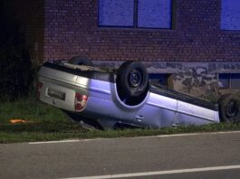 Teška prometna nesreća: Automobil završio na krovu, teško ozlijeđena 17-godišnjakinja