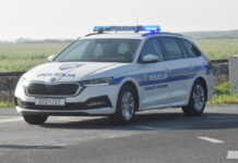 Prometna nesreća kod Samatovaca: Sudarili se kamion i osobni automobil, dvije osobe ozlijeđene